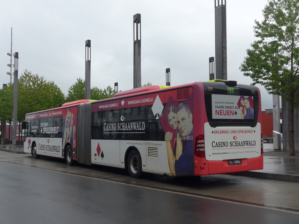 (196'342) - Aus Liechtenstein: LBA Vaduz - Nr. 54/FL 39'954 - Mercedes am 1. September 2018 beim Bahnhof Sargans
