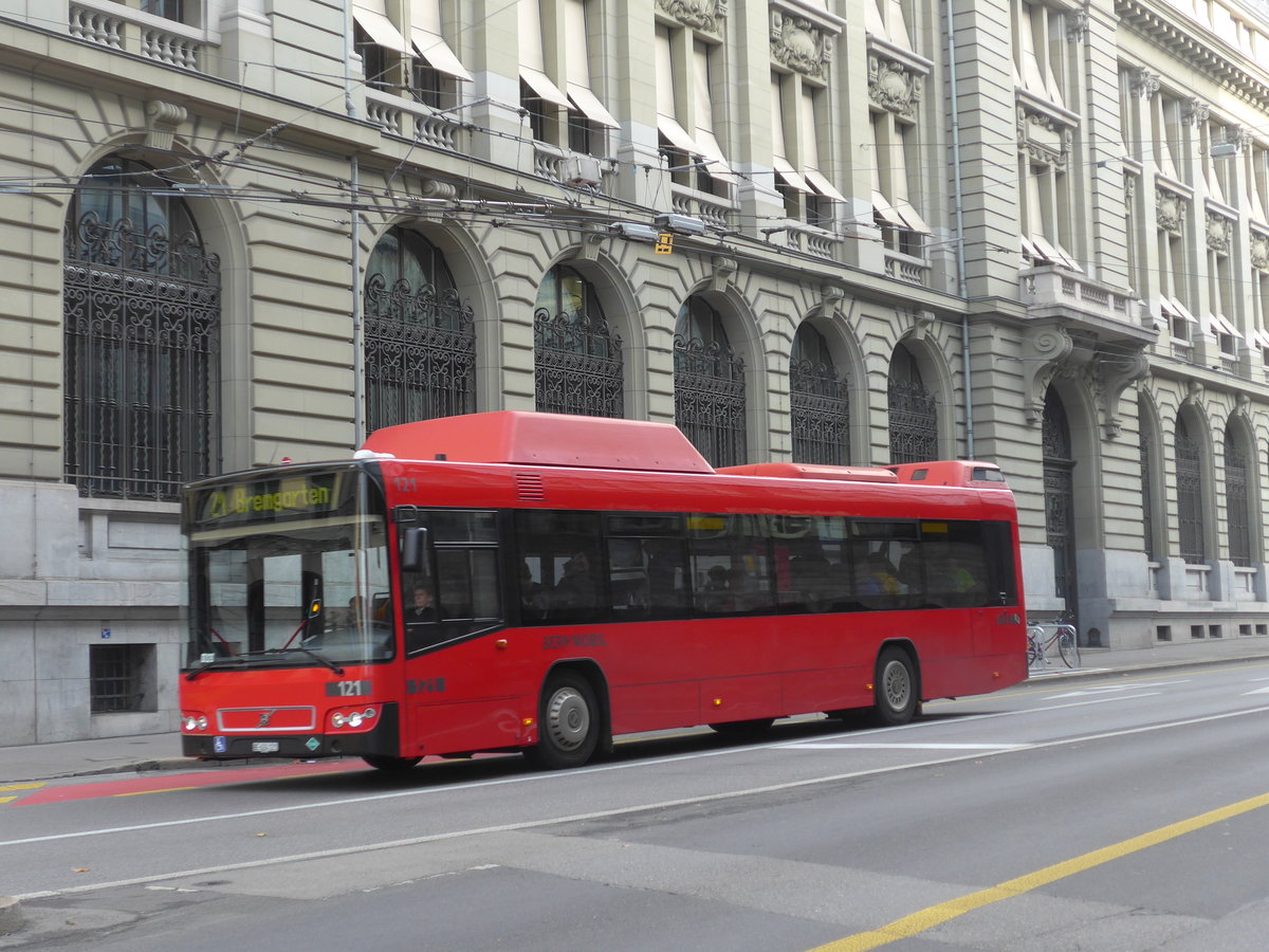 (196'357) - Bernmobil, Bern - Nr. 121/BE 624'121 - Volvo am 1. September 2018 in Bern, Bollwerk