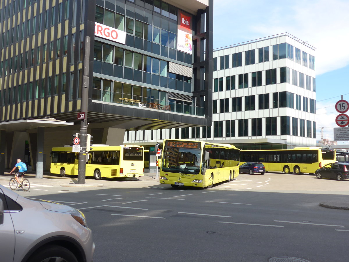 (196'698) - PostBus - BD 13'347 - Mercedes am 10. September 2018 beim Bahnhof Innsbruck