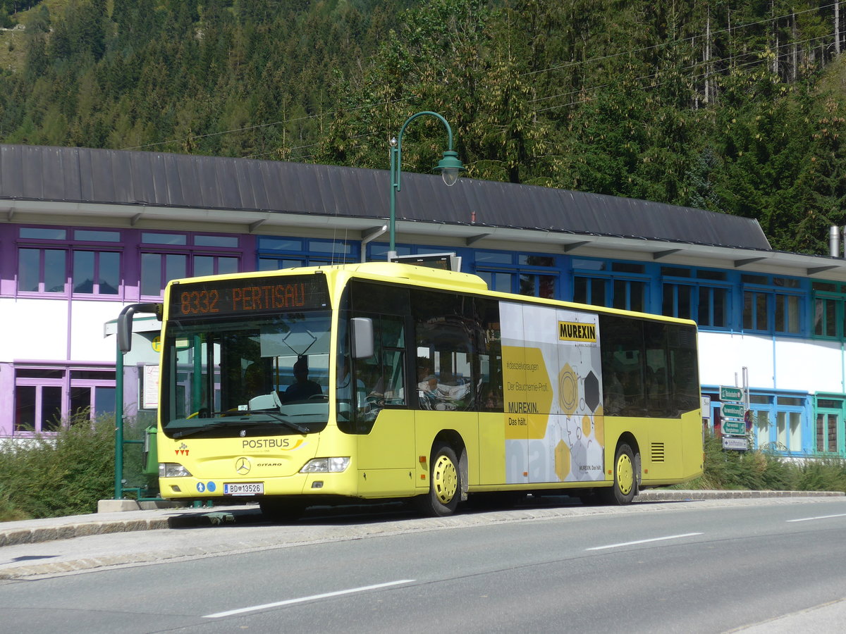(196'814) - PostBus - BD 13'526 - Mercedes am 11. September 2018 in Maurach, Mittelschule