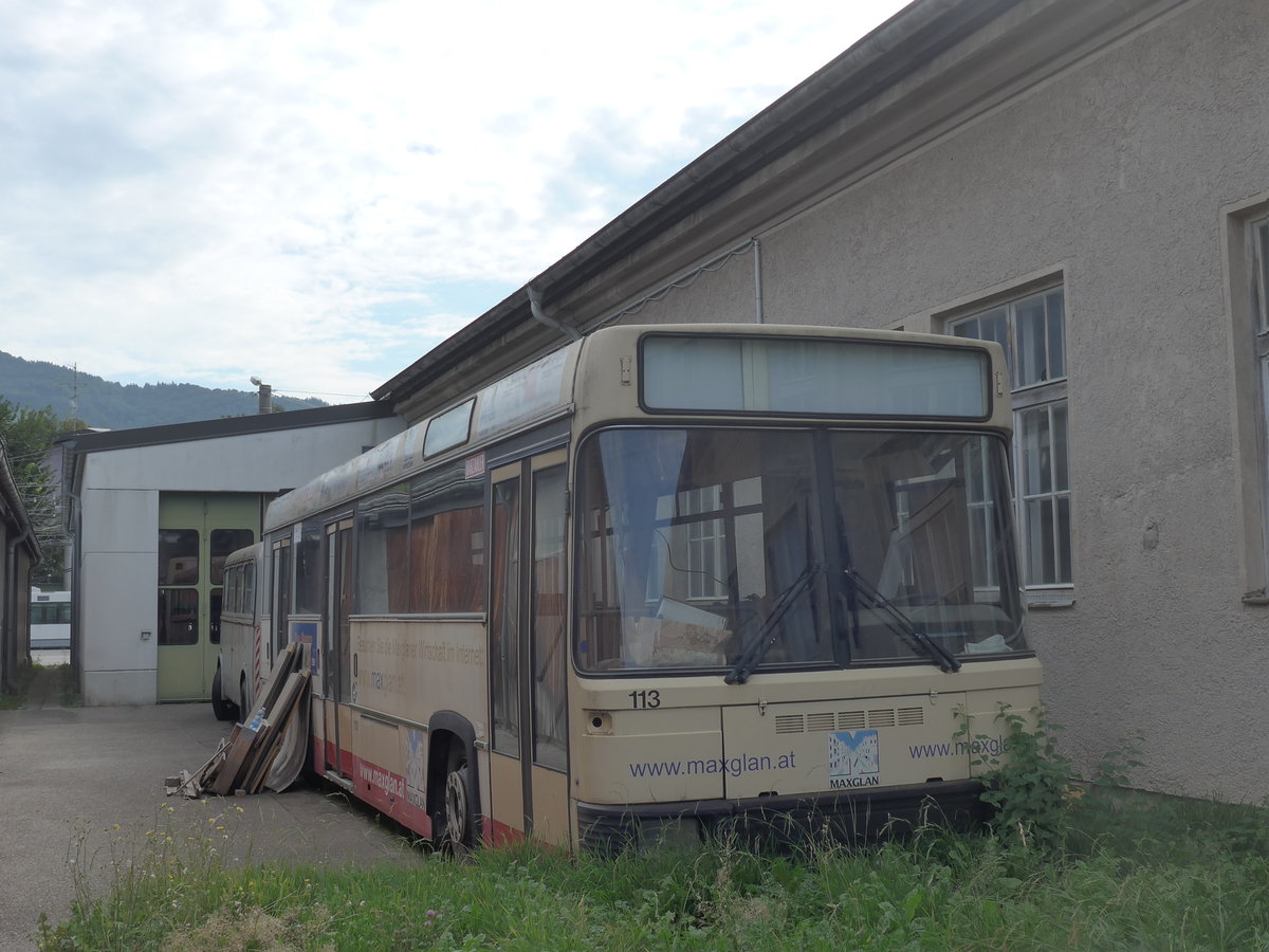 (197'128) - SSV Salzburg (POS) - Nr. 113 - Steyr Trolleybus am 13. September 2018 in Salzburg, Betriebshof
