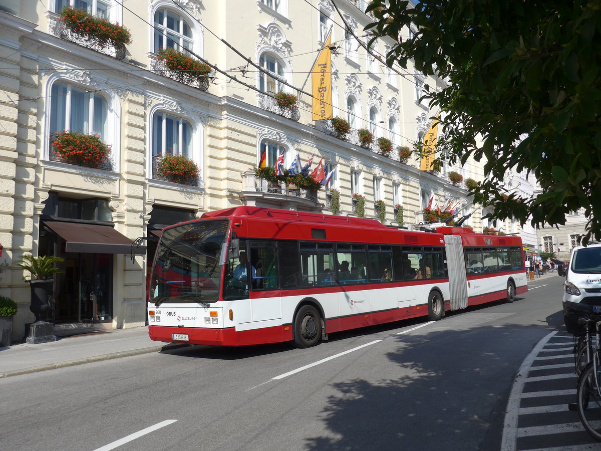 (197'272) - OBUS Salzburg - Nr. 268/S 519 IP - Van Hool Gelenktrolleybus (ex Nr. 0268) am 13. September 2018 in Salzburg, Makartplatz