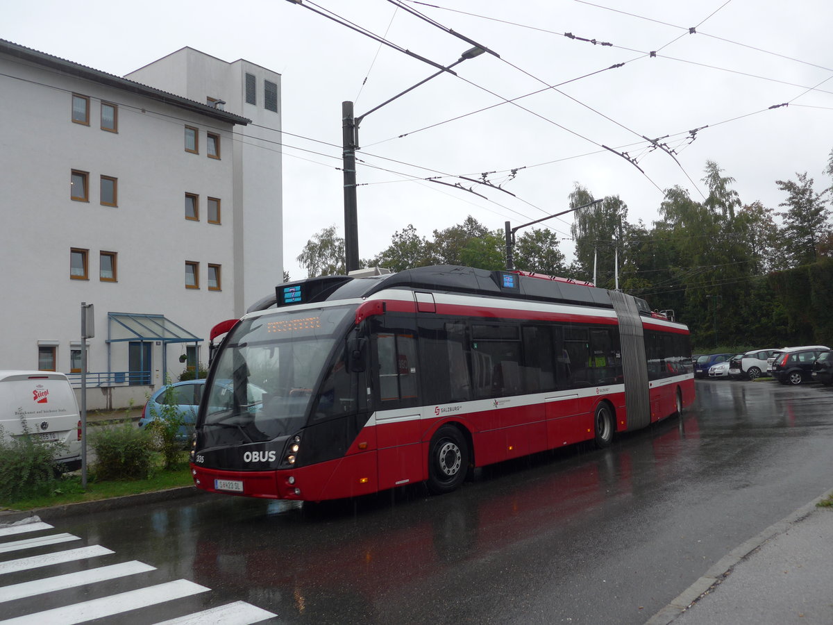 (197'409) - OBUS Salzburg - Nr. 335/S 423 SL - Solaris Gelenktrolleybus am 14. September 2018 beim Bahnhof Salzburg Sd