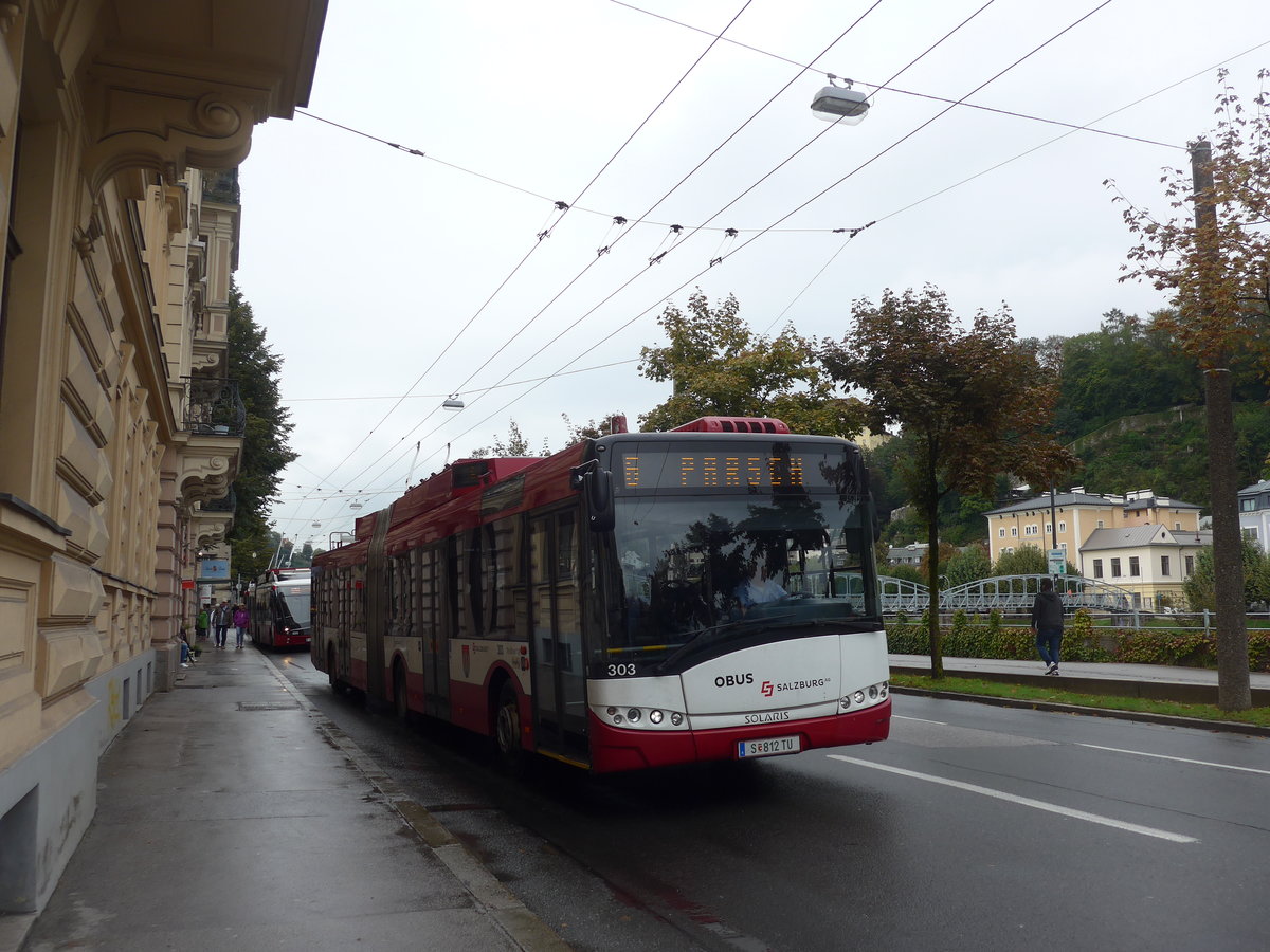 (197'506) - OBUS Salzburg - Nr. 303/S 812 TU - Solaris Gelenktrolleybus am 14. September 2018 in Salzburg, Mozartsteg
