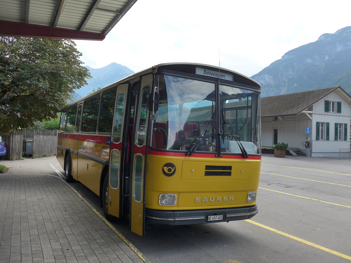 (197'682) - AVG Meiringen - Nr. 74/BE 607'481 - Saurer/R&J (ex PostAuto Berner Oberland; ex P 24'357) am 16. September 2018 in Meiringen, Postautostation