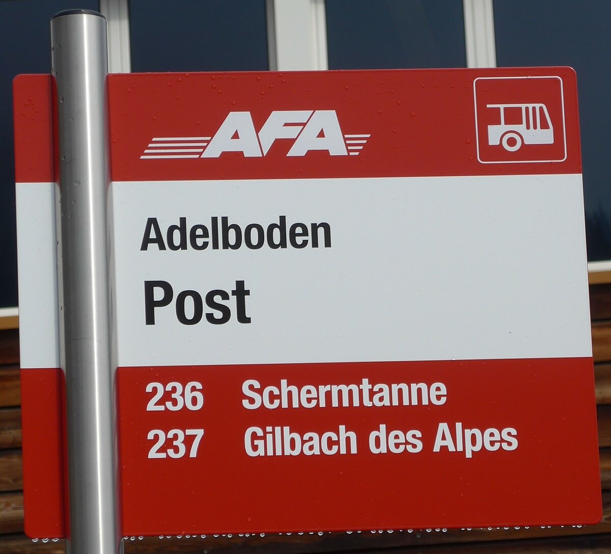 (198'083) - AFA-Haltestellenschild - Adelboden, Post - am 1. Oktober 2018