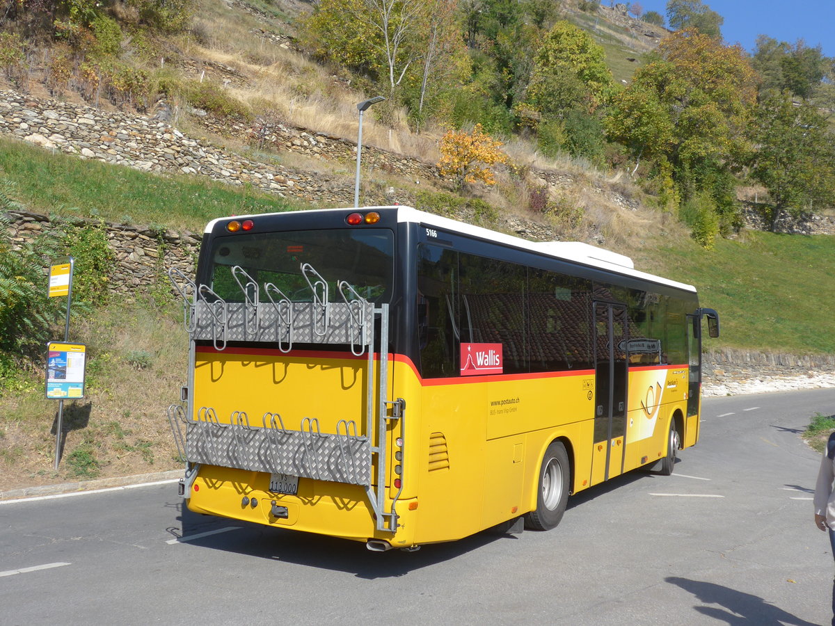 (198'266) - BUS-trans, Visp - VS 113'000 - Irisbus am 14. Oktober 2018 beim Bahnhof Ausserberg