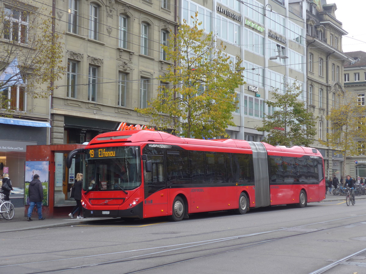 (199'126) - Bernmobil, Bern - Nr. 877/BE 832'877 - Volvo am 29. Oktober 2018 beim Bahnhof Bern