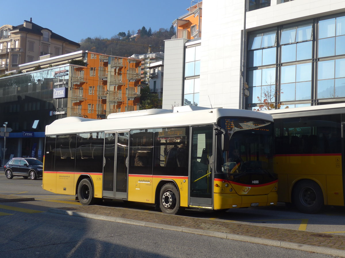 (199'764) - Starnini, Tenero - TI 45'154 - Scania/Hess am 7. Dezember 2018 beim Bahnhof Locarno