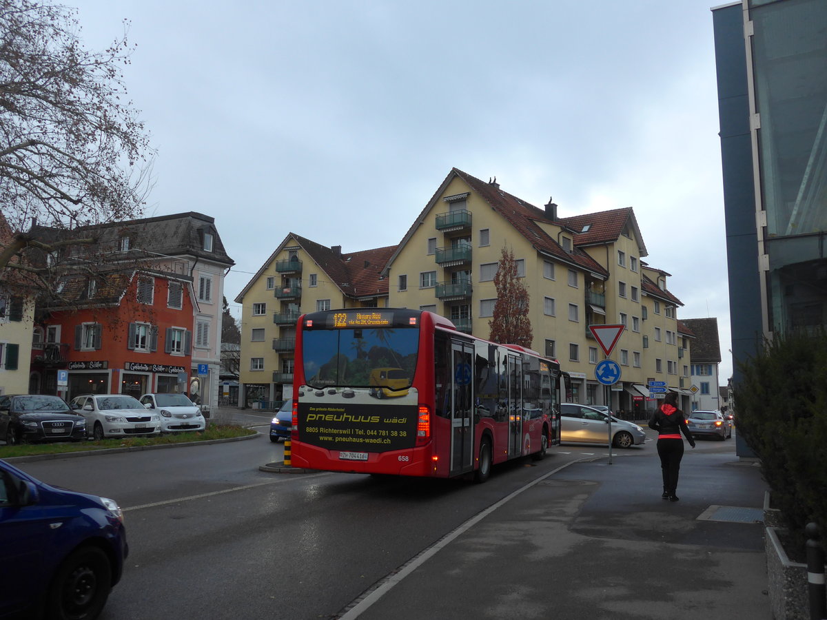 (199'796) - AHW Horgen - Nr. 658/ZH 704'416 - Mercedes am 8. Dezember 2018 beim Bahnhof Wdenswil