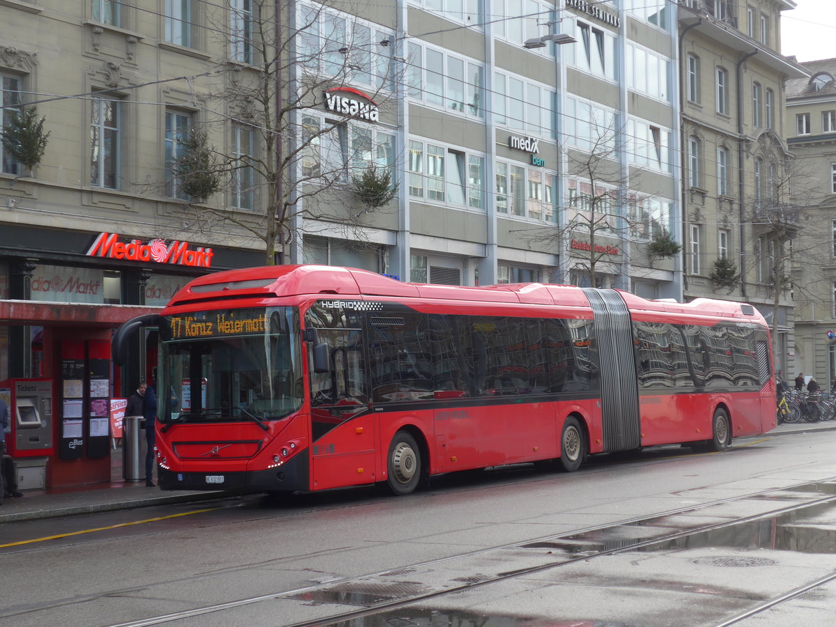 (199'896) - Bernmobil, Bern - Nr. 881/BE 832'881 - Volvo am 10. Dezember 2018 beim Bahnhof Bern