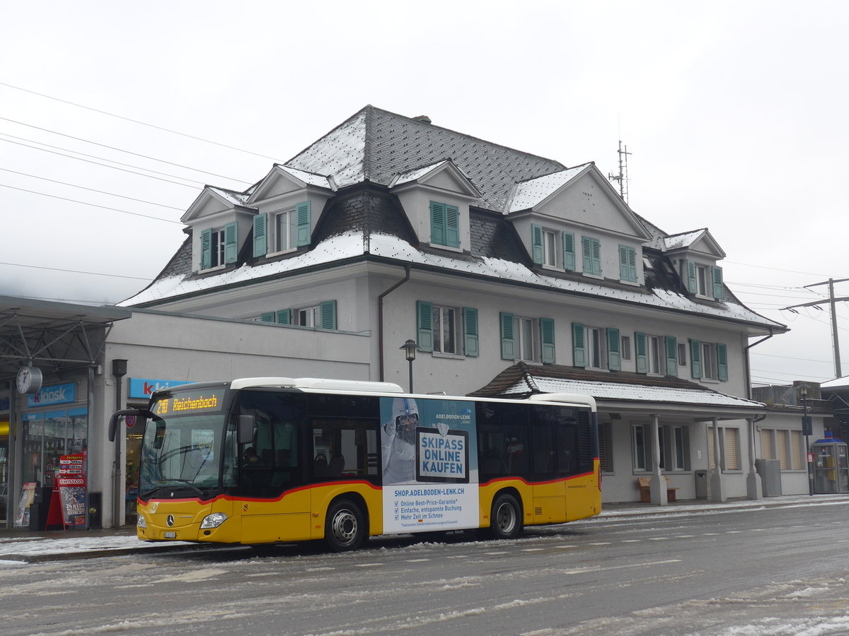 (199'967) - PostAuto Bern - BE 653'383 - Mercedes am 16. Dezember 2018 beim Bahnhof Frutigen