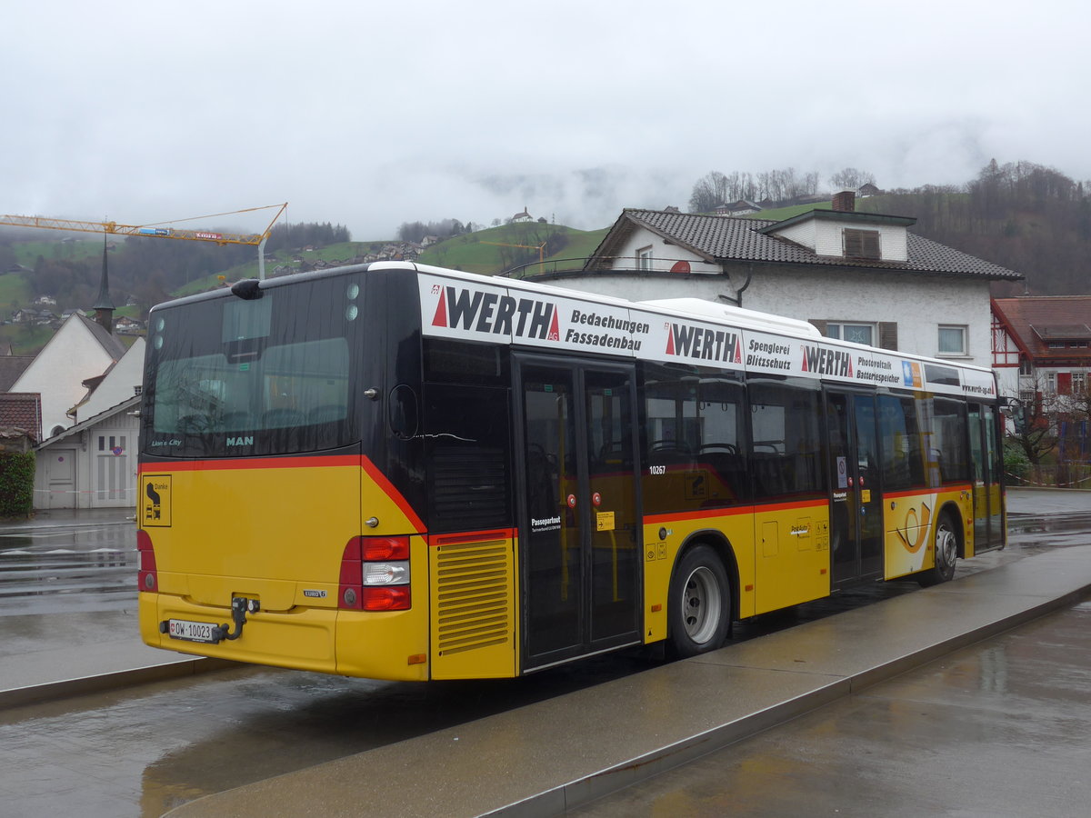 (200'117) - PostAuto Zentralschweiz - Nr. 4/OW 10'023 - MAN (ex Dillier, Sarnen Nr. 4) am 24. Dezember 2018 beim Bahnhof Sarnen