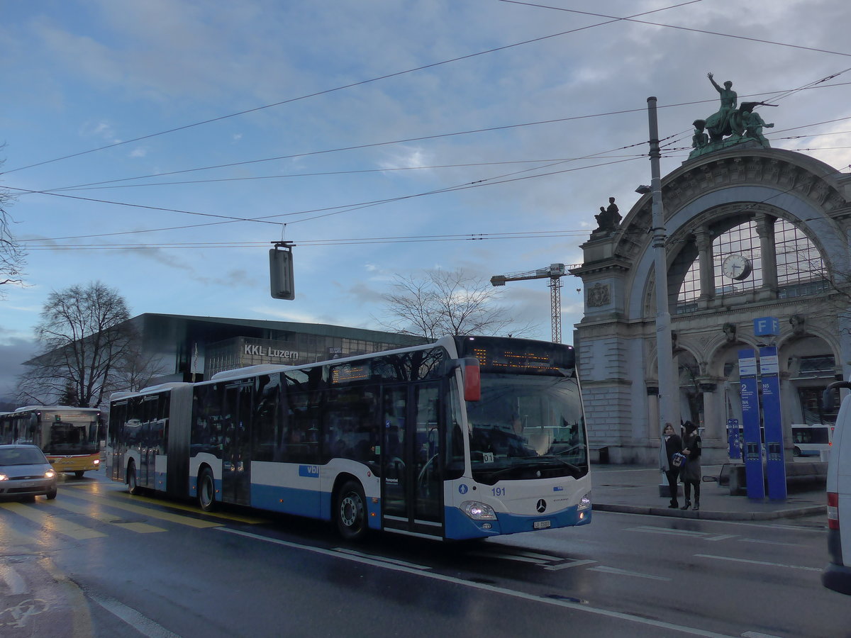 (200'171) - VBL Luzern - Nr. 191/LU 15'003 - Mercedes am 24. Dezember 2018 beim Bahnhof Luzern