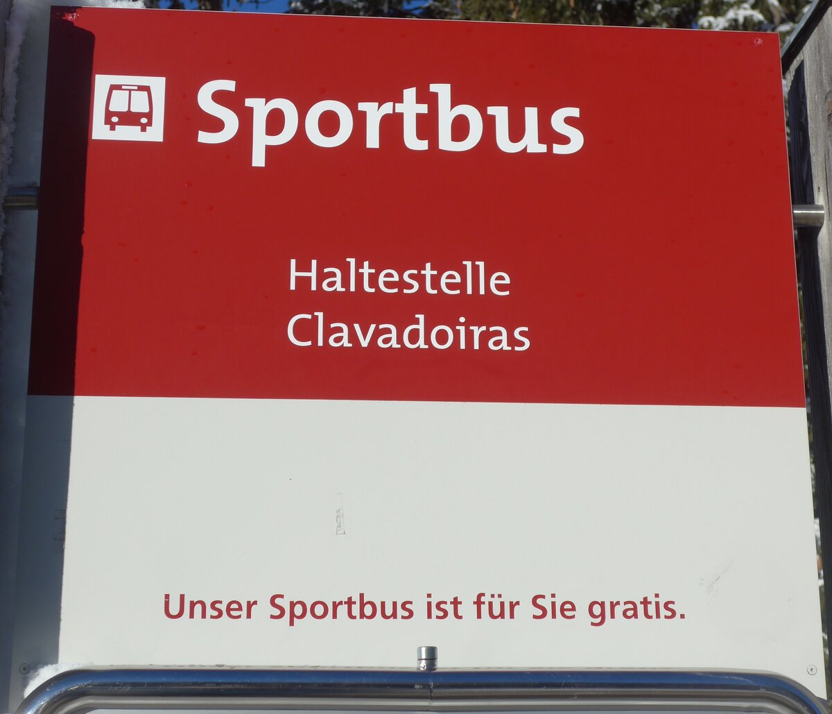 (200'281) - Sportbus Linie rot-Haltestellenschild - Lenzerheide, Clavadoiras - am 26. Dezember 2018