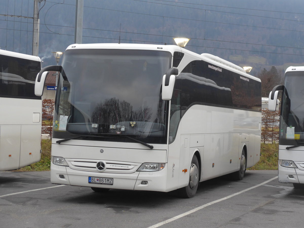 (200'533) - Aus der Slowakei: ITS, Bratislava - BL-861MZ - Mercedes am 1. Januar 2019 beim Bahnhof Interlaken West