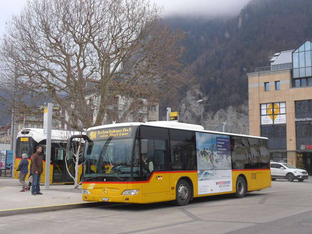 (200'537) - PostAuto Bern - BE 610'532 - Mercedes am 1. Januar 2019 beim Bahnhof Interlaken West