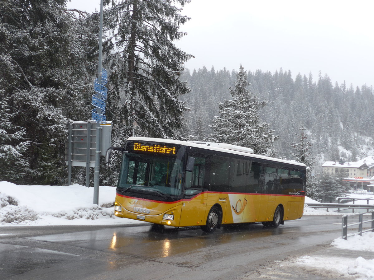 (200'570) - PostAuto Graubnden - GR 170'433 - Iveco am 2. Januar 2019 in Laax, Bergbahnen
