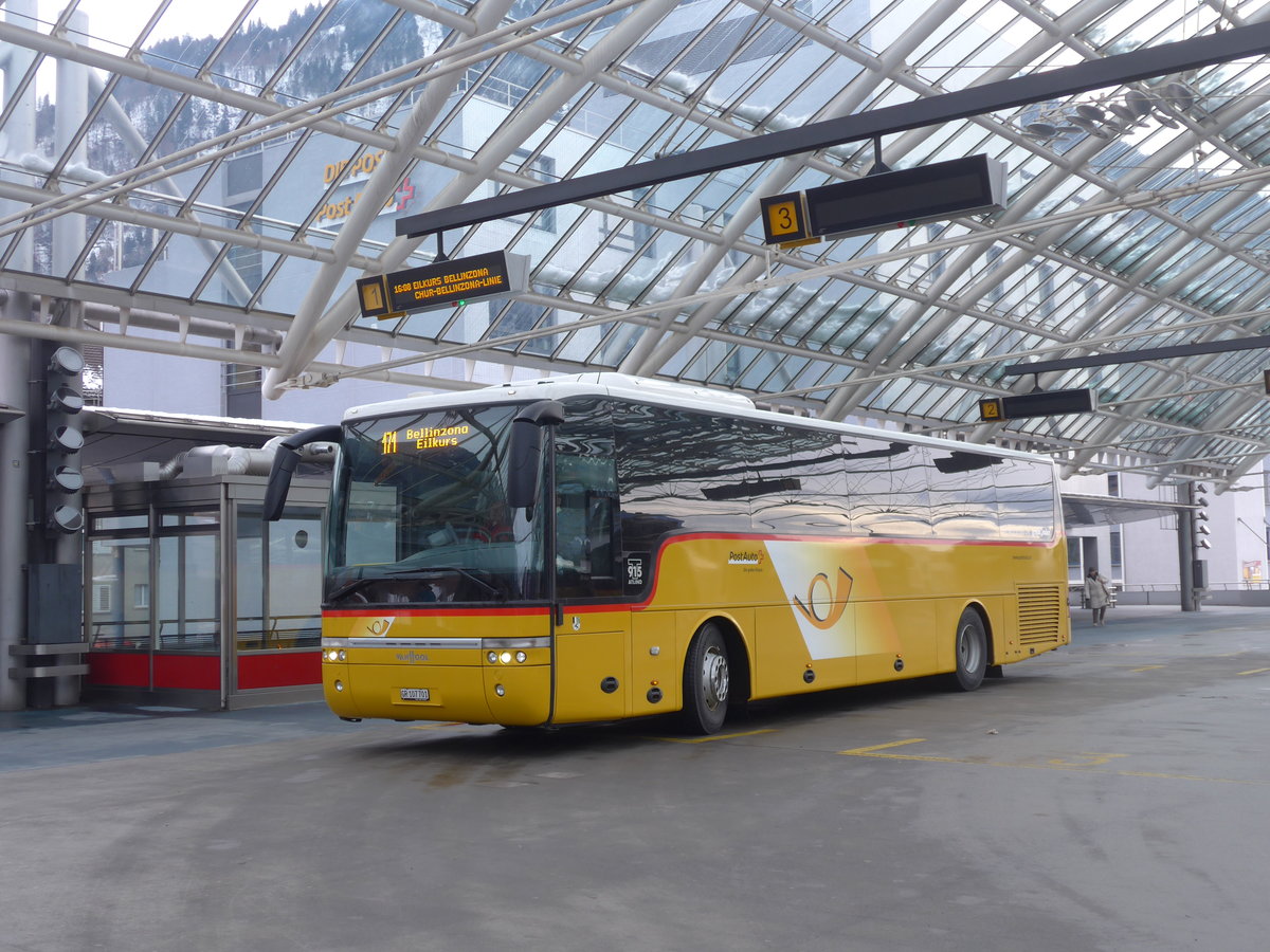 (201'427) - PostAuto Graubnden - GR 107'701 - Van Hool am 2. Februar 2019 in Chur, Postautostation