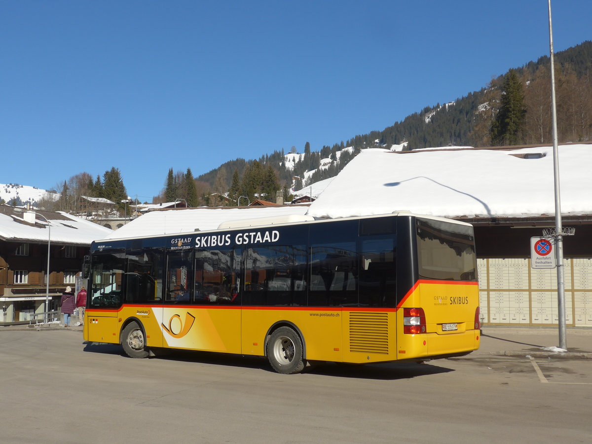 (201'688) - PostAuto Bern - BE 535'079 - MAN/Gppel (ex Nr. 217; ex RBS Worblaufen Nr. 2017) am 17. Februar 2019 beim Bahnhof Gstaad