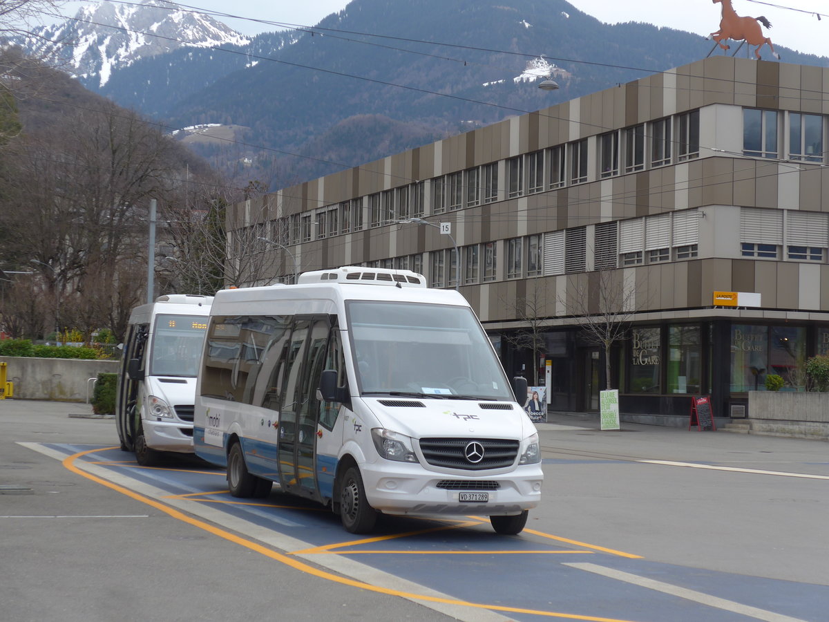 (202'470) - TPC Aigle - Nr. 607/VD 371'289 - Mercedes (ex Limmat Bus, Dietikon Nr. 28) am 17. Mrz 2019 beim Bahnhof Aigle