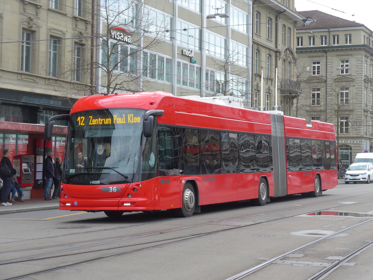 (202'491) - Bernmobil, Bern - Nr. 36 - Hess/Hess Gelenktrolleybus am 18. Mrz 2019 beim Bahnhof Bern