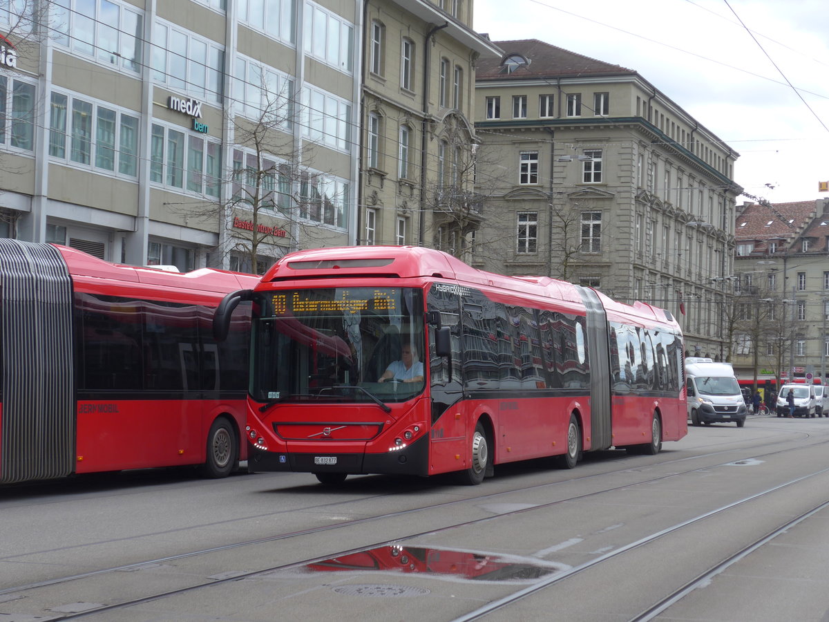 (202'496) - Bernmobil, Bern - Nr. 877/BE 832'877 - Volvo am 18. Mrz 2019 beim Bahnhof Bern