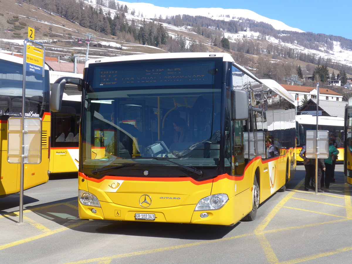 (202'619) - PostAuto Graubnden - GR 102'343 - Mercedes am 20. Mrz 2019 beim Bahnhof Scuol-Tarasp