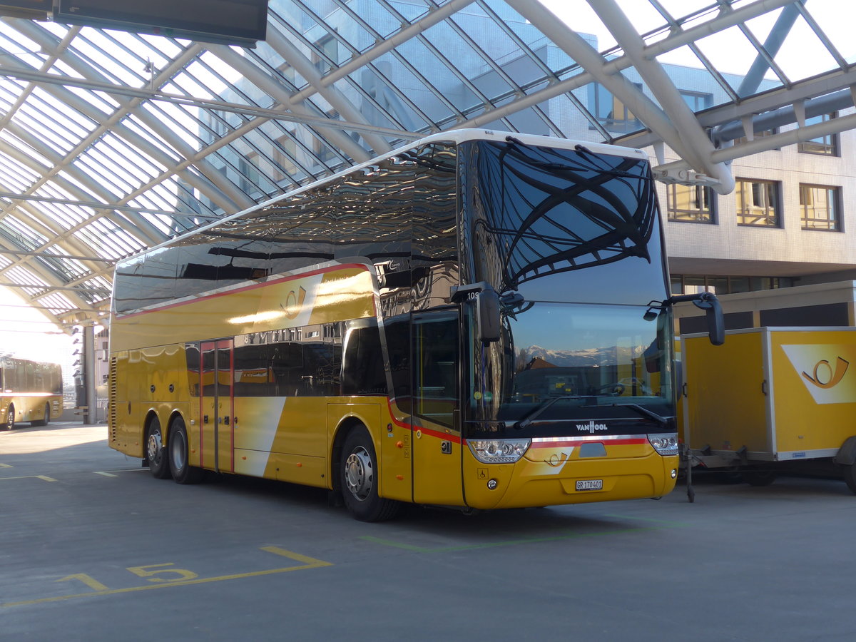 (202'655) - PostAuto Graubnden - GR 170'401 - Van Hool am 20. Mrz 2019 in Chur, Postautostation