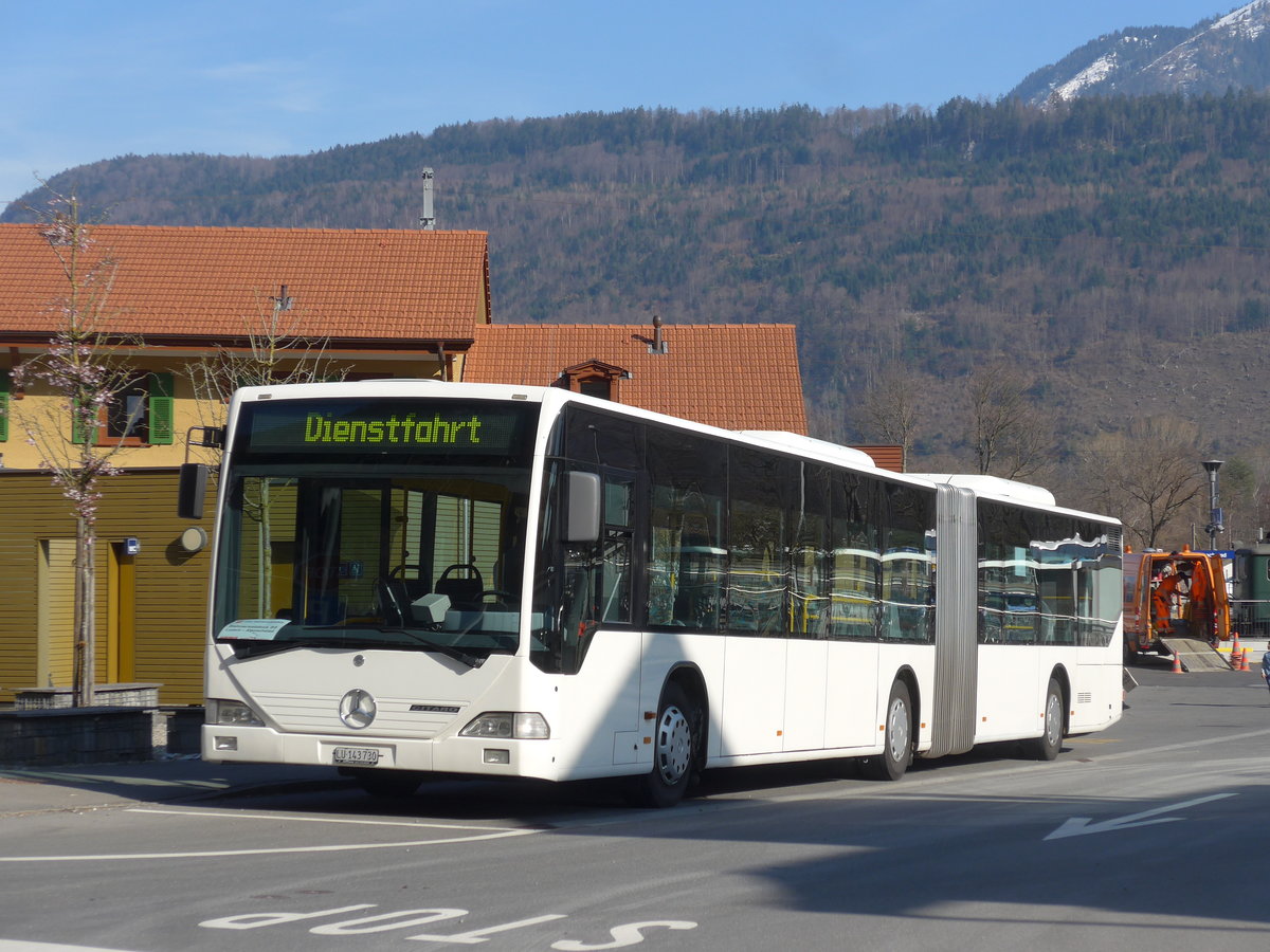 (202'881) - ARAG Ruswil - LU 143'730 - Mercedes (ex Schneider, Ermenswil Nr. 7) am 22. Mrz 2019 beim Bahnhof Alpnachstad