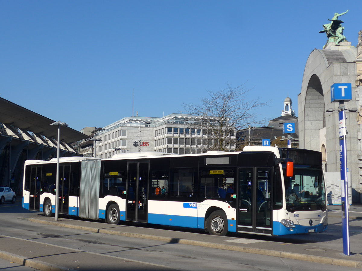 (202'922) - VBL Luzern - Nr. 168/LU 260'398 - Mercedes am 23. Mrz 2019 beim Bahnhof Luzern