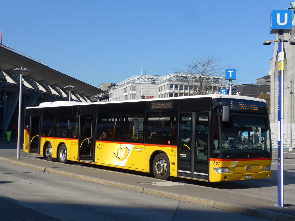 (202'929) - Bucheli, Kriens - Nr. 27/LU 15'711 - Mercedes am 23. Mrz 2019 beim Bahnhof Luzern