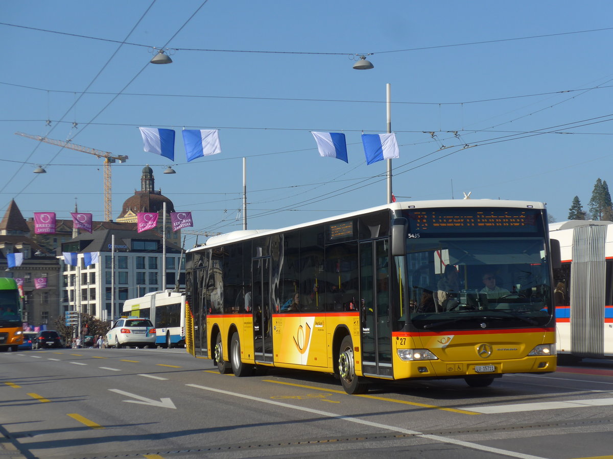 (203'392) - Bucheli, Kriens - Nr. 27/LU 15'711 - Mercedes am 30. Mrz 2019 in Luzern, Bahnhofbrcke