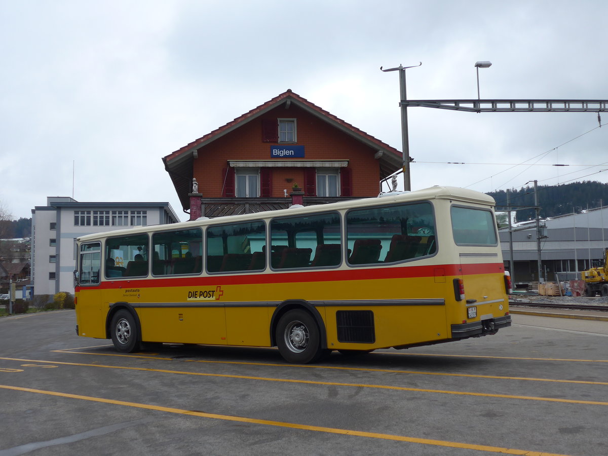 (203'488) - Krummenacher, Zillis - Nr. 74/BE 243'579 - Saurer/R&J (ex AVG Meiringen Nr. 74; ex PostAuto Berner Oberland; ex P 24'357) am 7. April 2019 beim Bahnhof Biglen