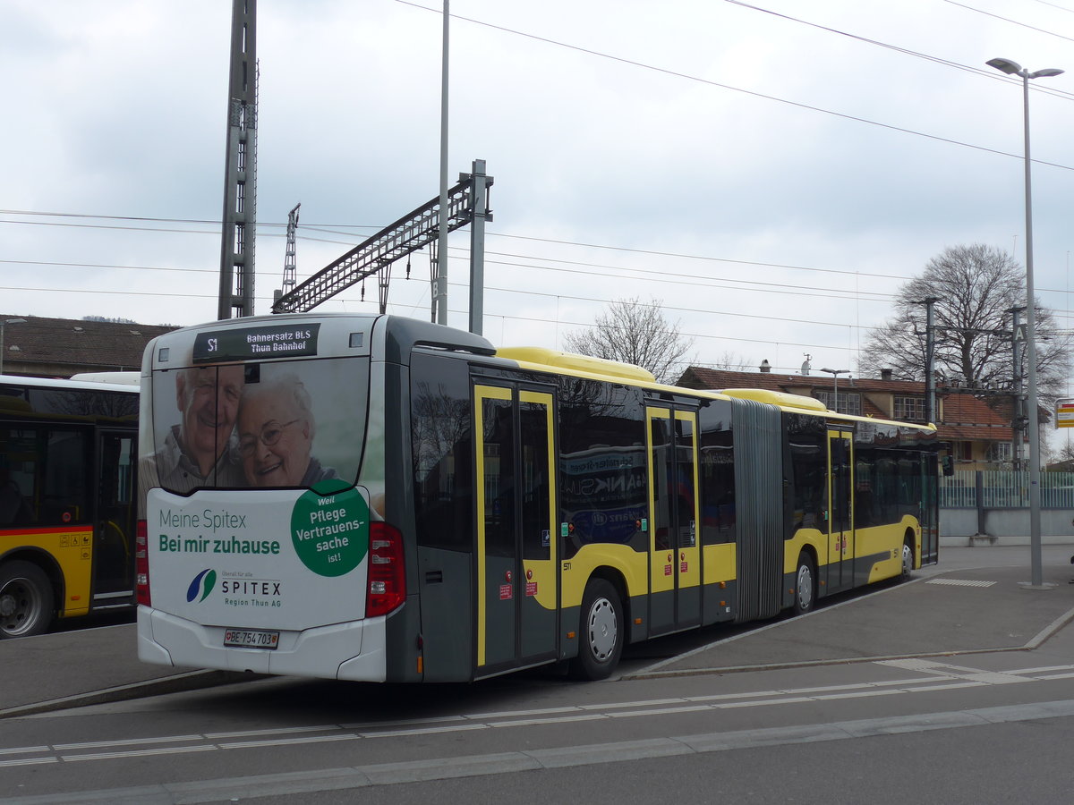 (203'654) - STI Thun - Nr. 703/BE 754'703 - Mercedes am 14. April 2019 beim Bahnhof Mnsingen