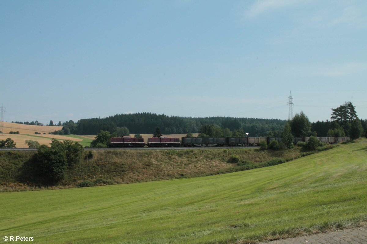 204 425 und 204 347 mit einem Elbtal Umleiter Kokszug bei Fattigau in Richtung Hof. 24.07.21