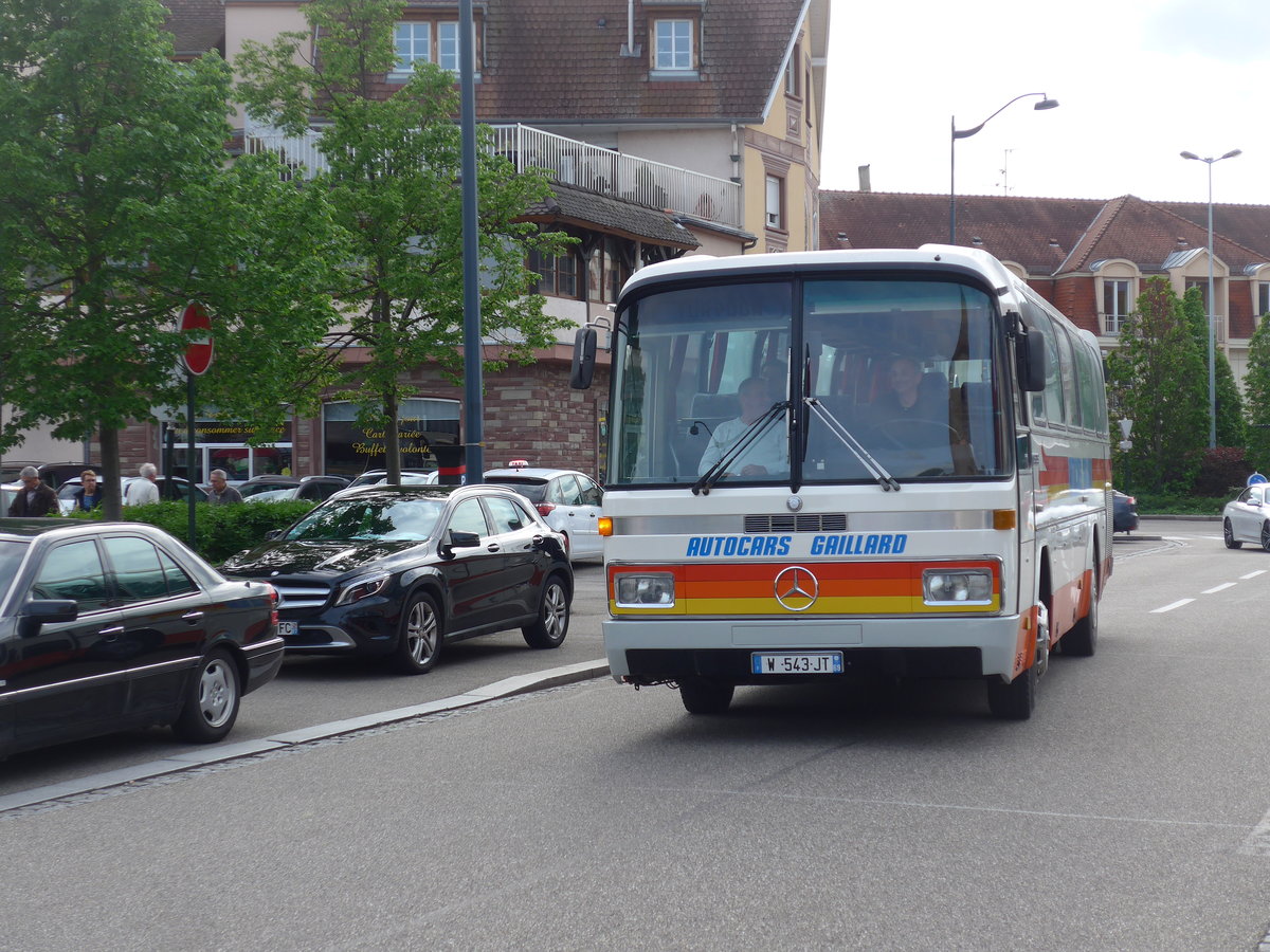 (204'074) - Gaillard, Mornant - W 543 JT - Mercedes am 26. April 2019 in Haguenau, Parkplatz