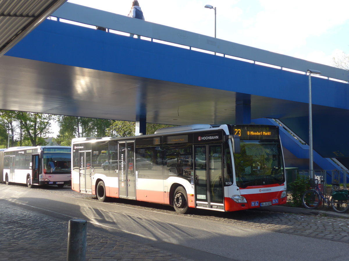 (204'842) - HHA Hamburg - Nr. 1639/HH-JA 1037 - Mercedes am 10. Mai 2019 in Hamburg, U-Bahnhof Billstedt