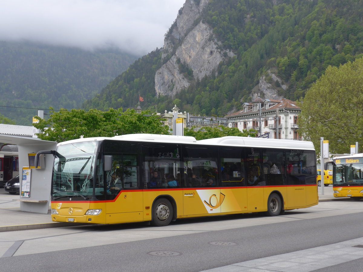 (205'340) - PostAuto Bern - BE 610'546 - Mercedes am 19. Mai 2019 beim Bahnhof Interlaken West