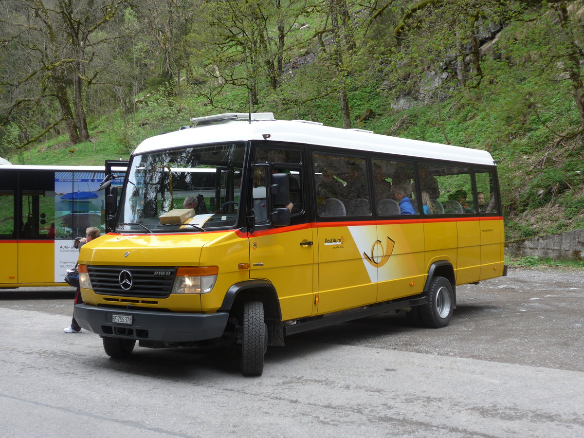(205'501) - PostAuto Bern - BE 755'378 - Mercedes/Kusters am 26. Mai 2019 in Kiental, Tschingel