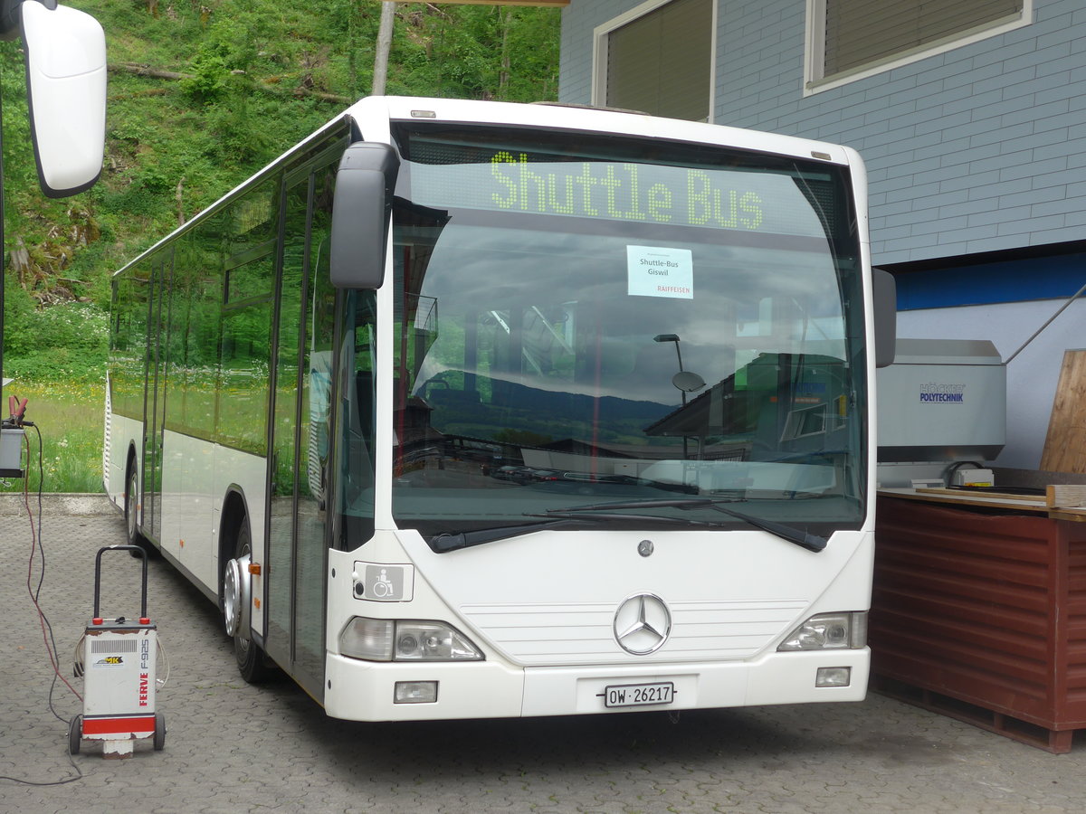 (205'556) - Koch, Giswil - OW 26'217 - Mercedes am 27. Mai 2019 in Giswil, Garage