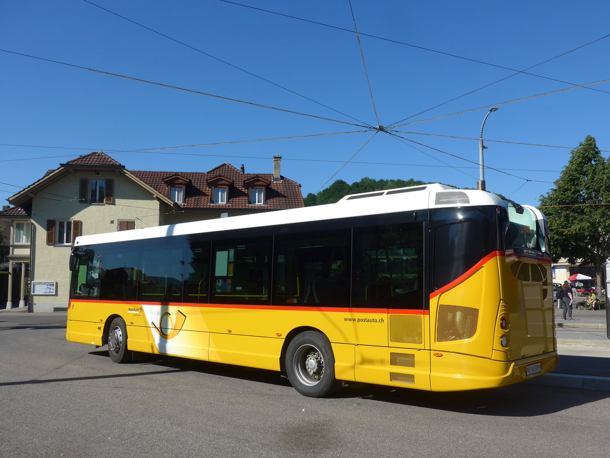 (205'686) - PostAuto Bern - Nr. 215/BE 843'215 - Heuliez am 2. Juni 2019 beim Bahnhof Worb Dorf