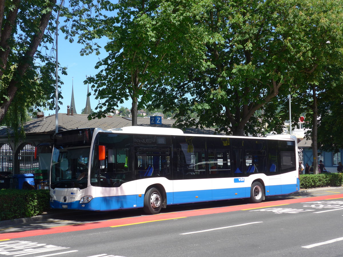 (205'920) - VBL Luzern - Nr. 90/LU 202'613 - Mercedes am 8. Juni 2019 beim Bahnhof Luzern