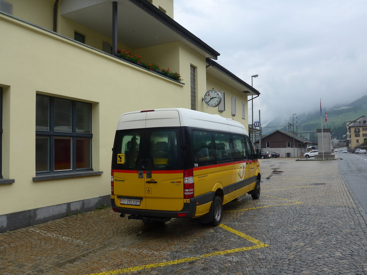 (206'232) - Marchetti, Airolo - TI 255'318 - Mercedes am 9. Juni 2019 beim Bahnhof Airolo