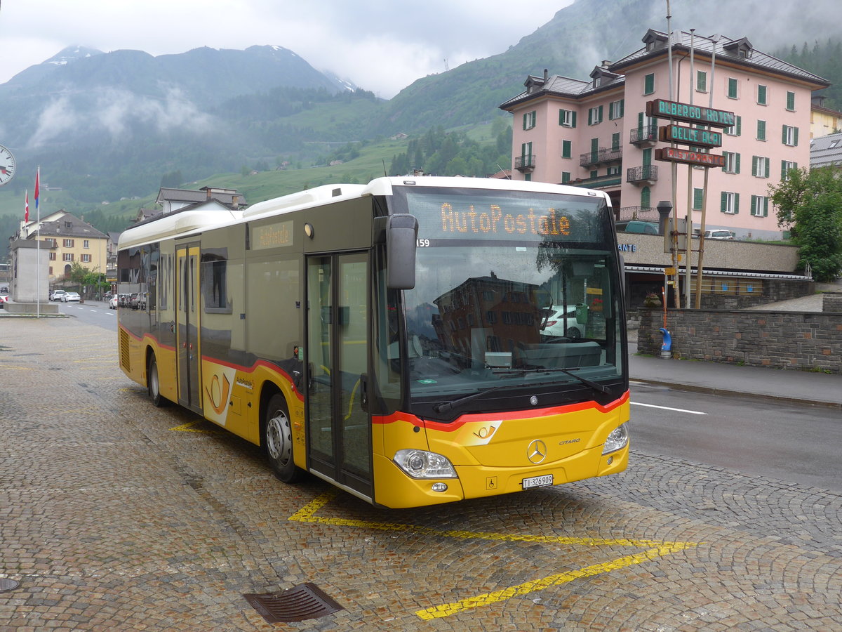 (206'253) - AutoPostale Ticino - TI 326'909 - Mercedes am 9. Juni 2019 beim Bahnhof Airolo
