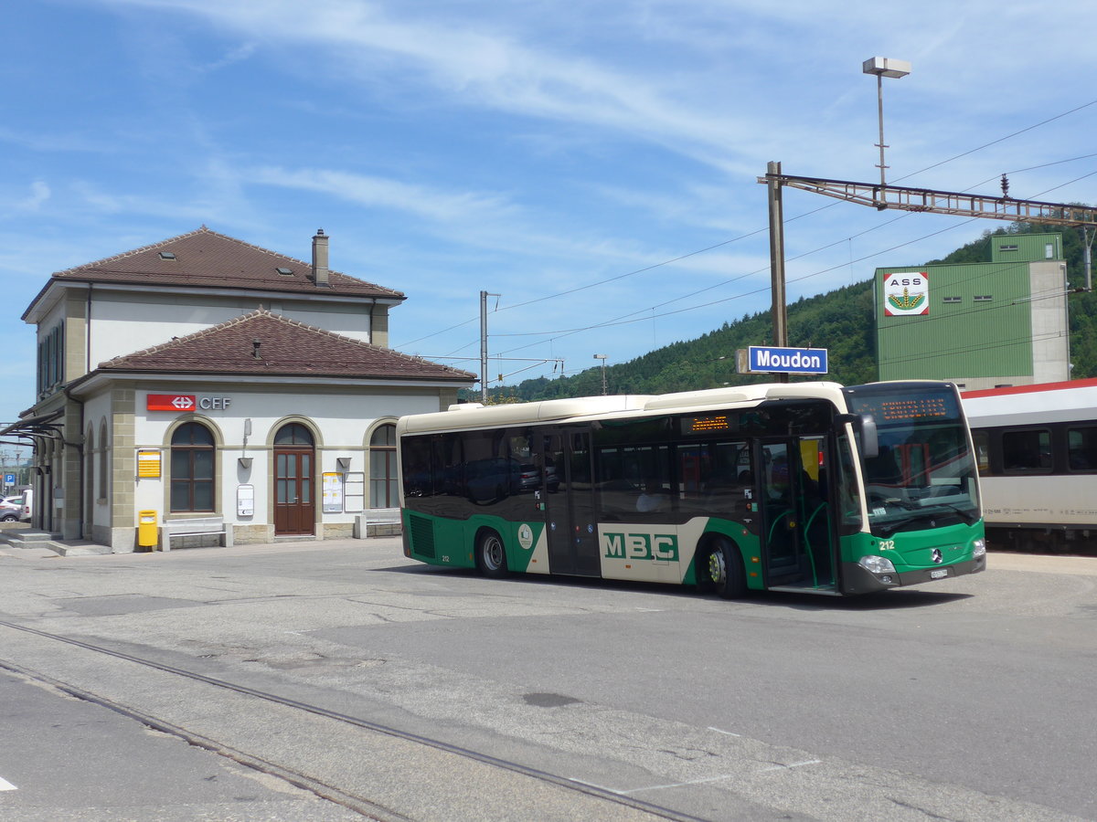 (206'815) - MBC Morges - Nr. 212/VD 571'799 - Mercedes am 24. Juni 2019 beim Bahnhof Moudon
