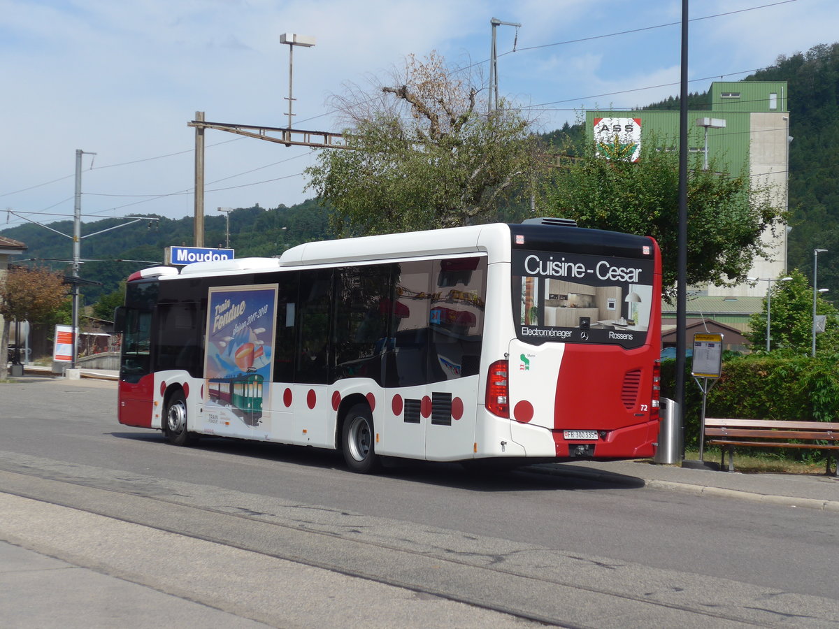 (208'129) - TPF Fribourg - Nr. 72/FR 300'335 - Mercedes am 22. Juli 2019 beim Bahnhof Moudon