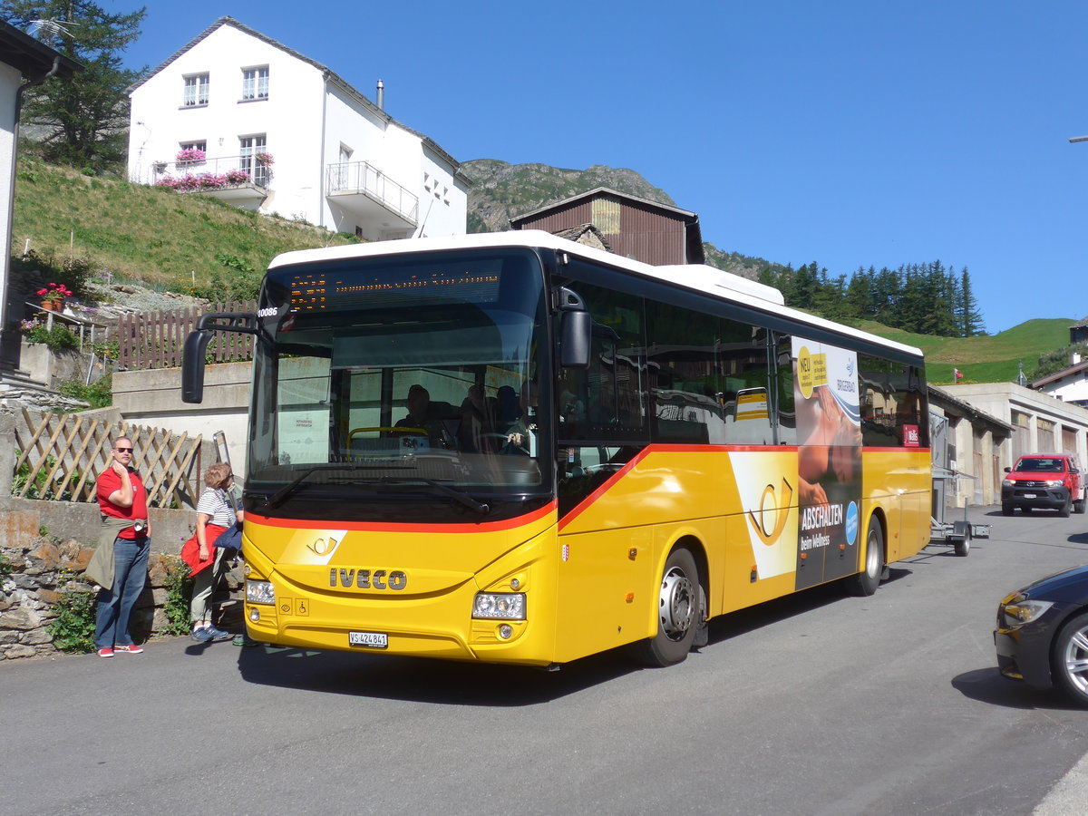 (208'311) - PostAuto Wallis - VS 424'841 - Iveco am 3. August 2019 in Simplon Dorf, Post