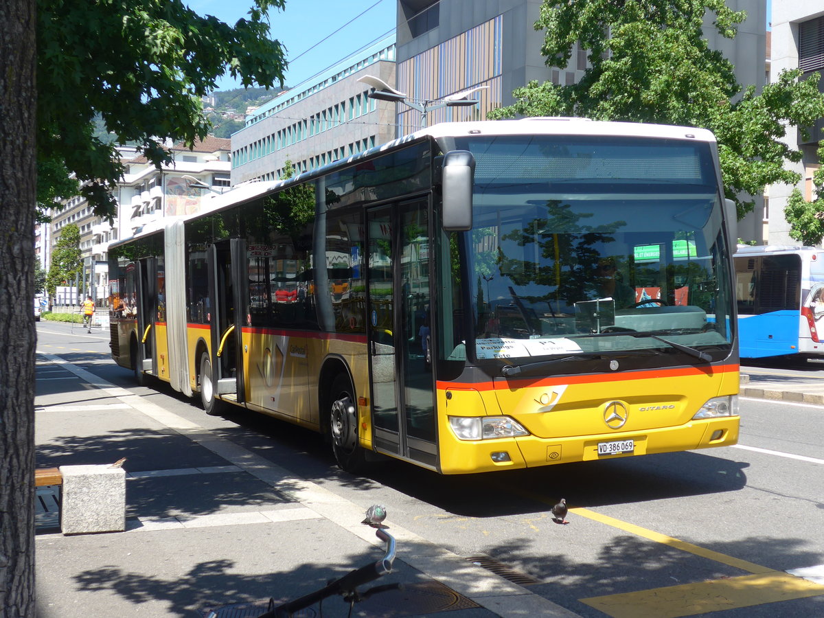 (208'431) - CarPostal Ouest - VD 386'069 - Mercedes am 4. August 2019 beim Bahnhof Vevey