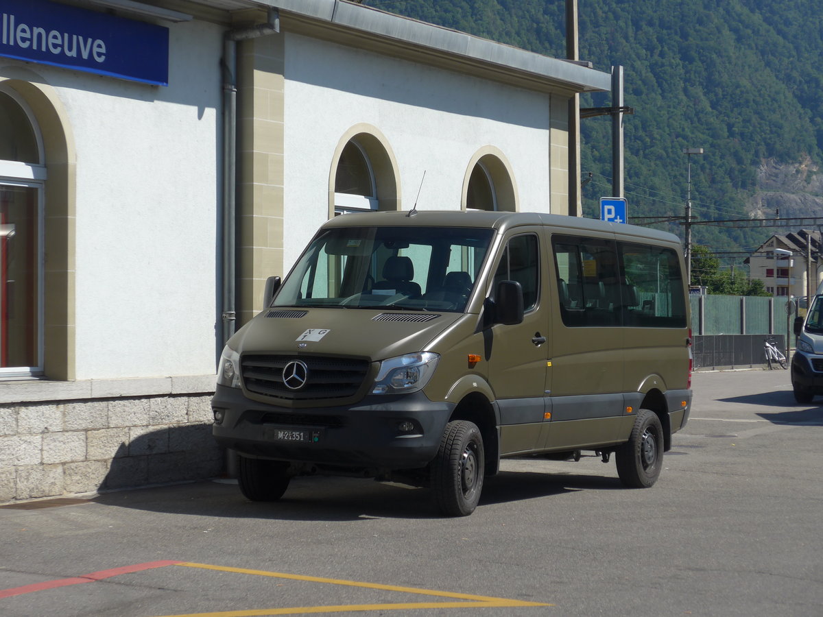 (208'479) - Schweizer Armee - M+21'351 - Mercedes am 4. August 2019 beim Bahnhof Villeneuve
